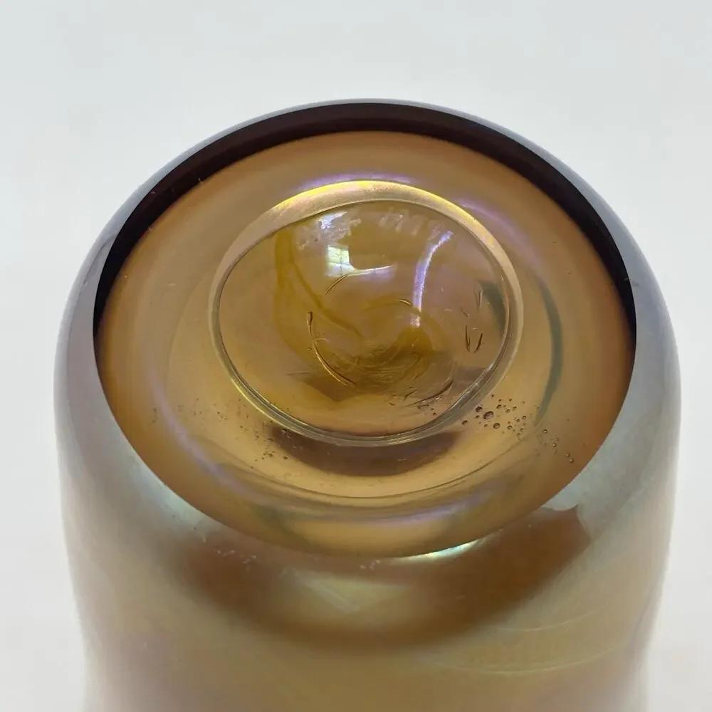 VTG Orient & Flume Lily Ivy Vine UIrridescent 7” Art Glass Vase 1977